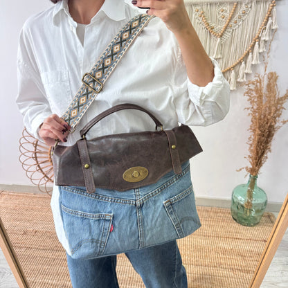 Bolso combinado denim/piel marrón iniciales bordadas