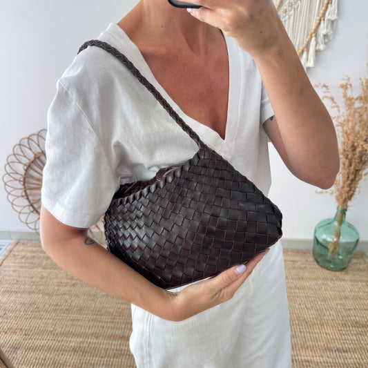 Bolso de piel trenzada trapecio pequeño marrón