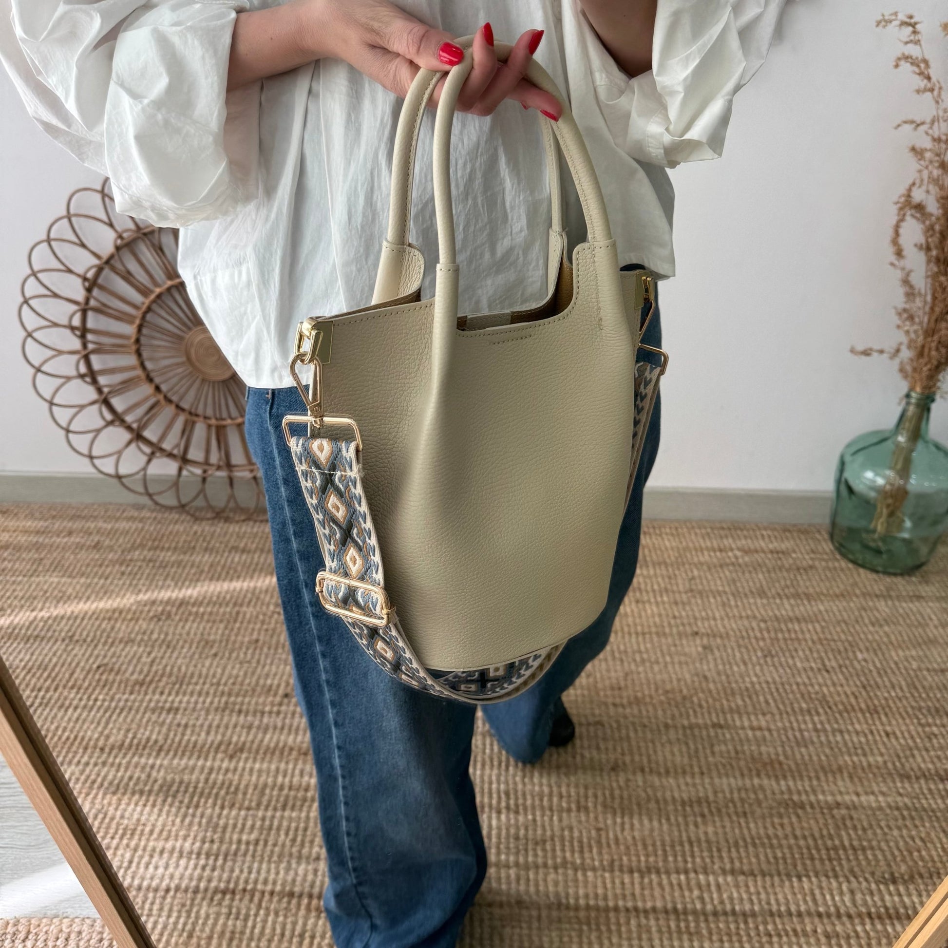 Bolso bucket asas rígidas beige - Bubbleshopbcn