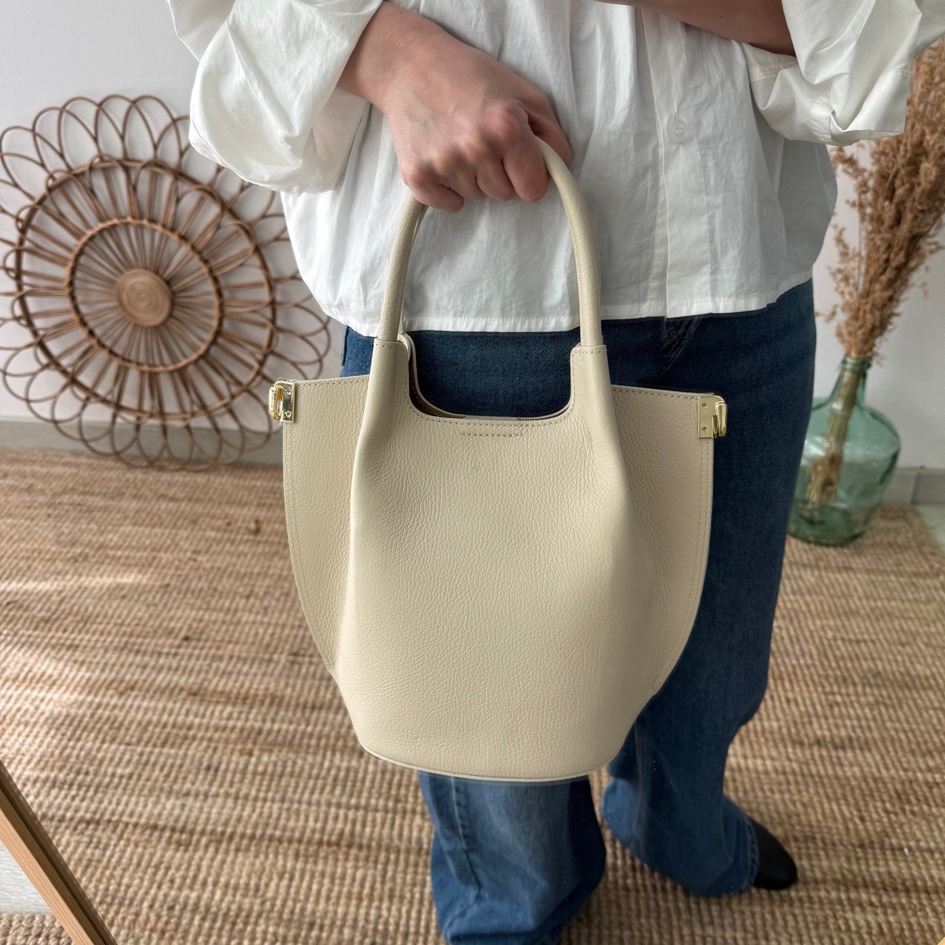Bolso bucket asas rígidas beige - Bubbleshopbcn