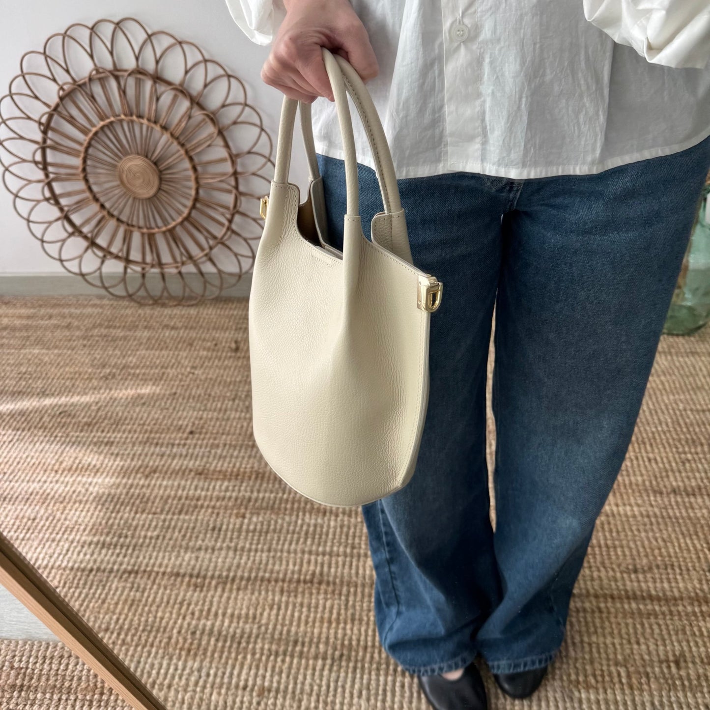 Bolso bucket asas rígidas beige - Bubbleshopbcn