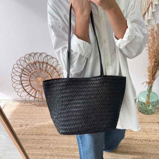 Bolso en piel trenzada negro