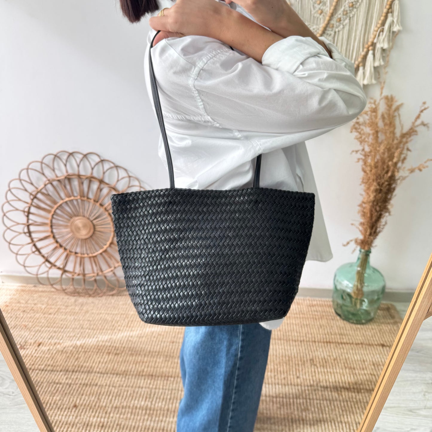 Bolso en piel trenzada negro