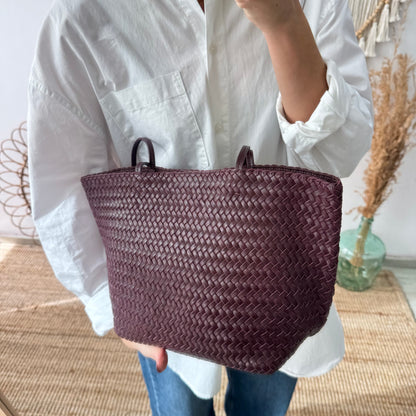 Bolso en piel trenzada granate