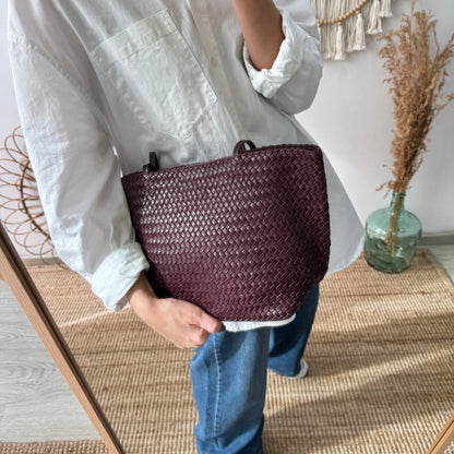 Bolso en piel trenzada granate