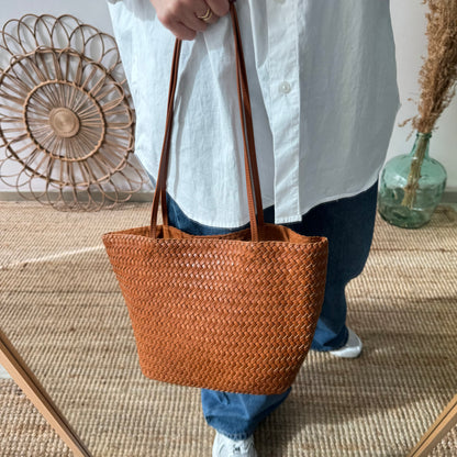 Bolso en piel trenzada camel