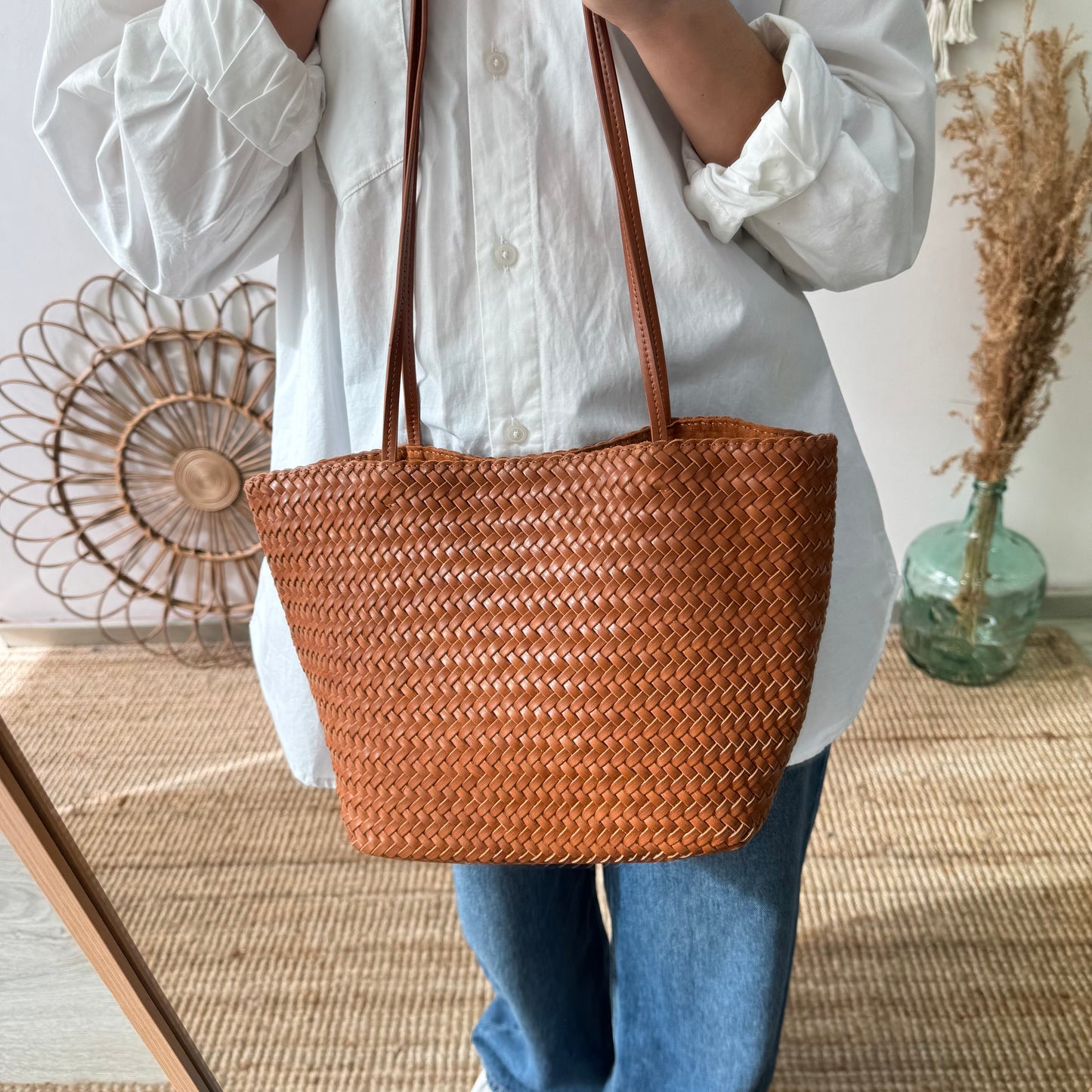 Bolso en piel trenzada camel