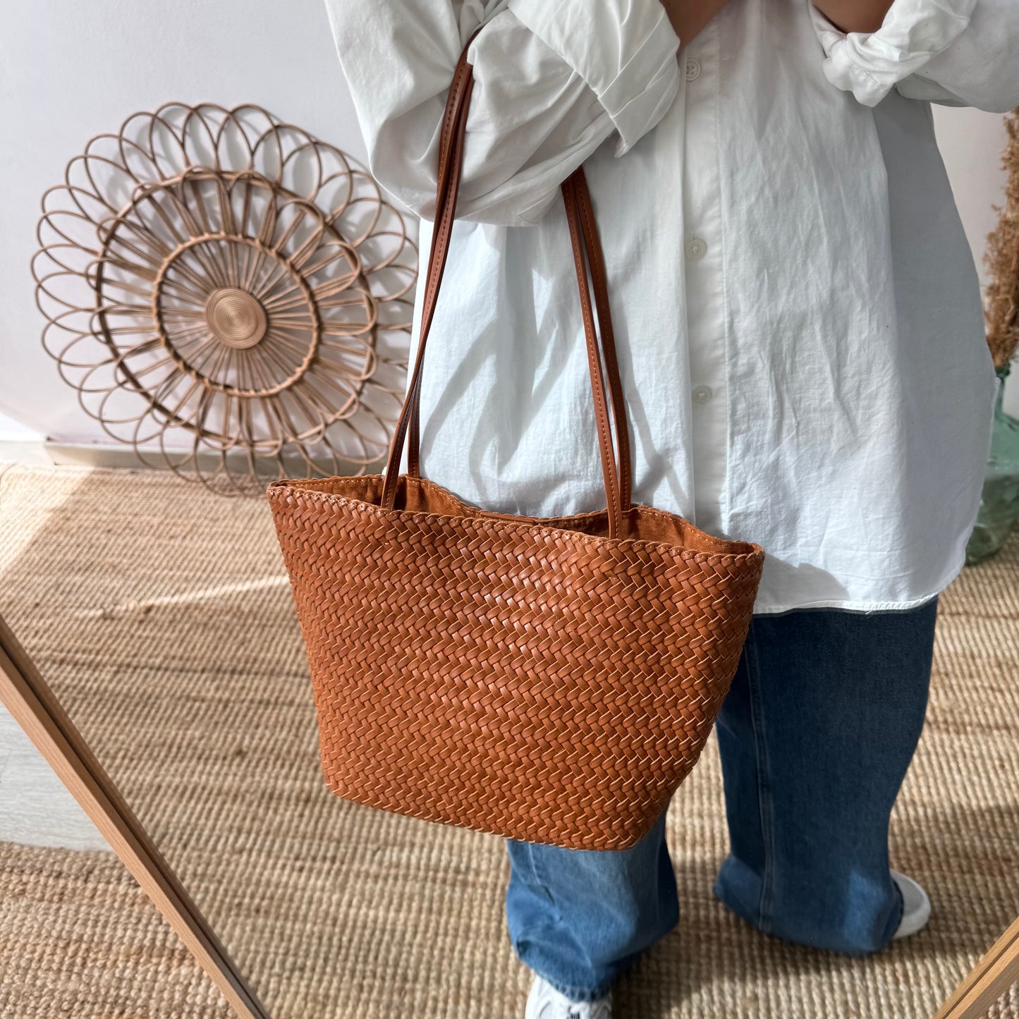 Bolso en piel trenzada camel