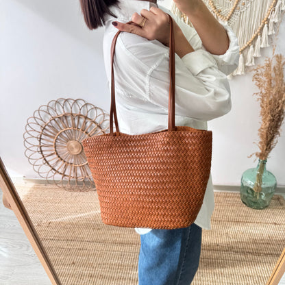 Bolso en piel trenzada camel