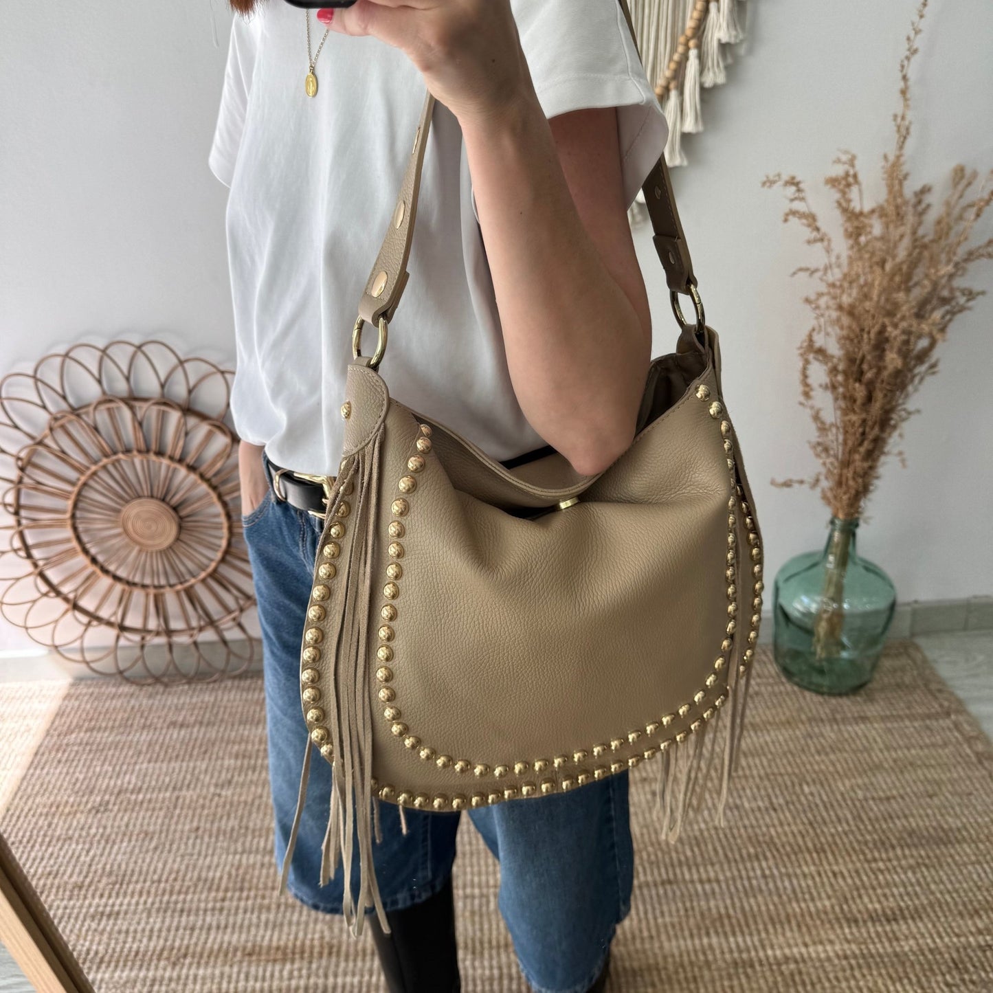 Bolso Hobo tachuelas y Flecos en Piel taupe - Bubbleshopbcn