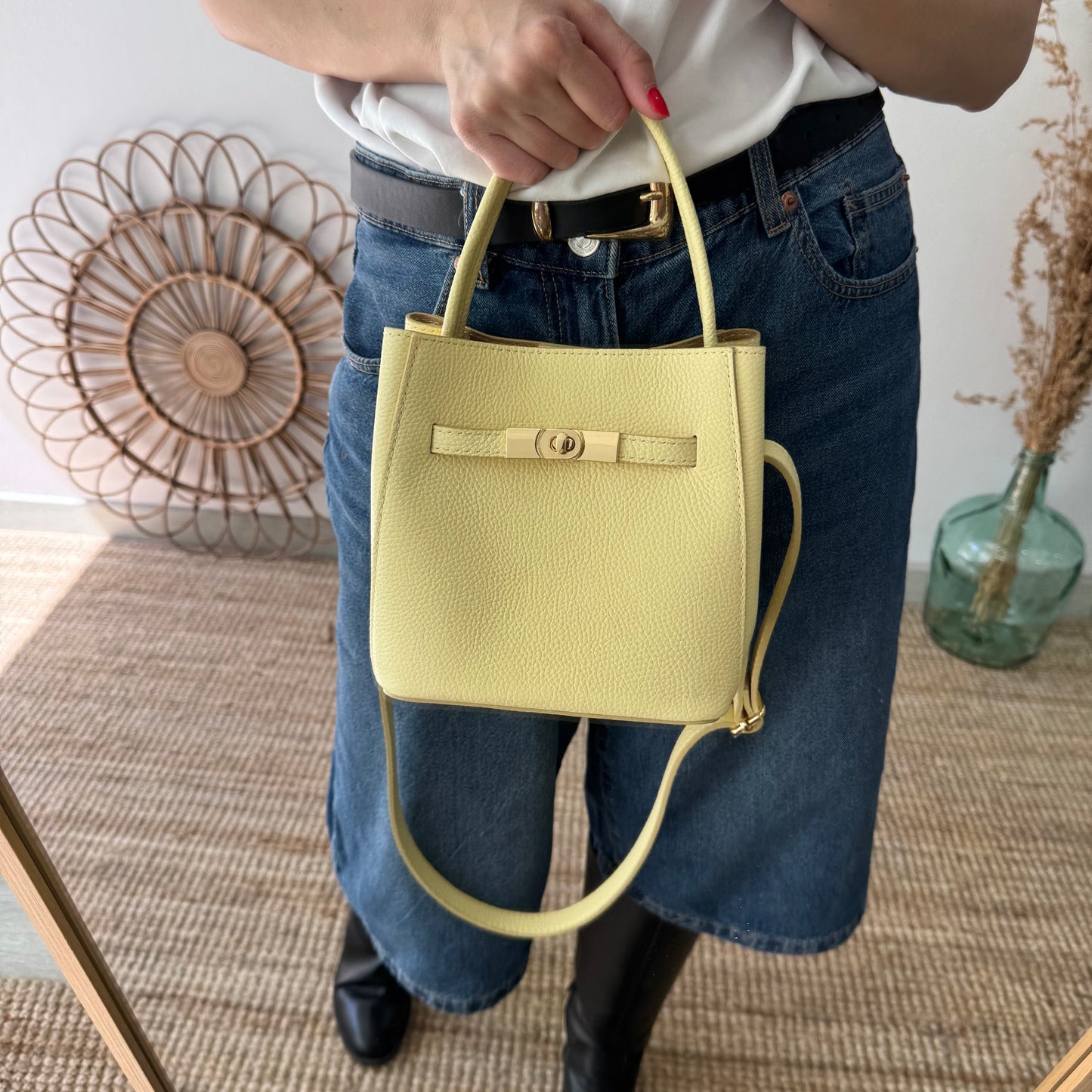 Mini tote trapecio amarillo