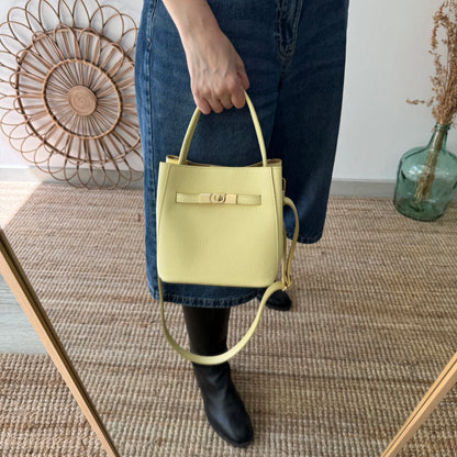 Mini tote trapecio amarillo