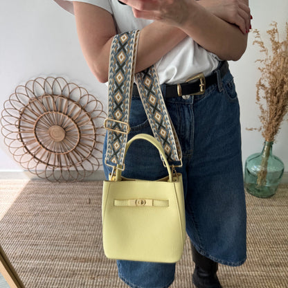 Mini tote trapecio amarillo