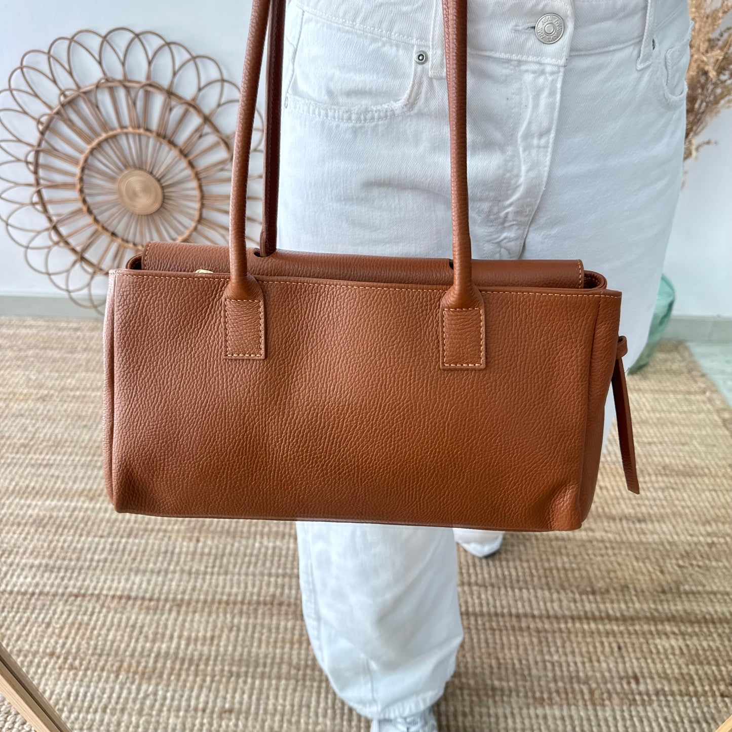 Bolso baguette camel