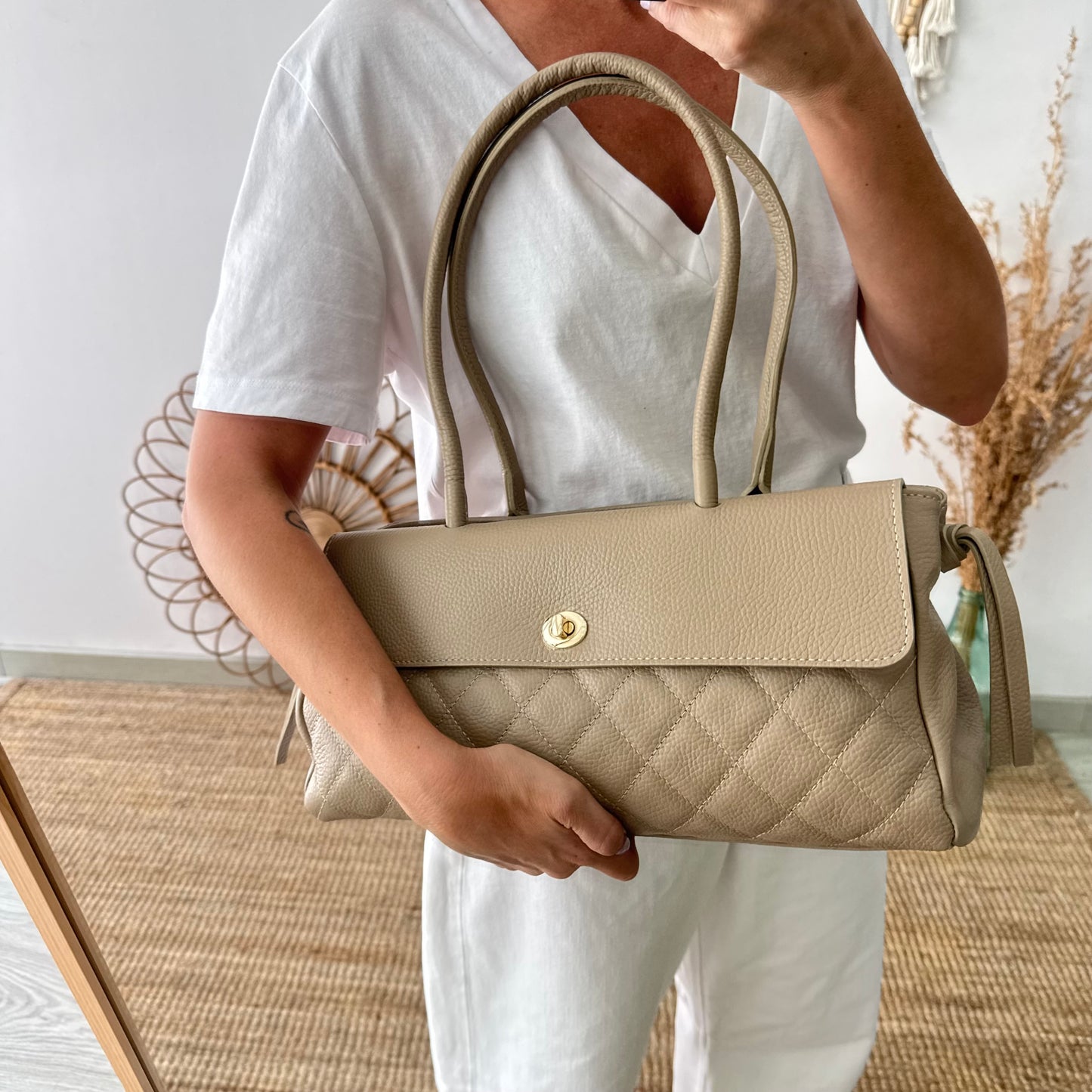 Bolso baguette taupe