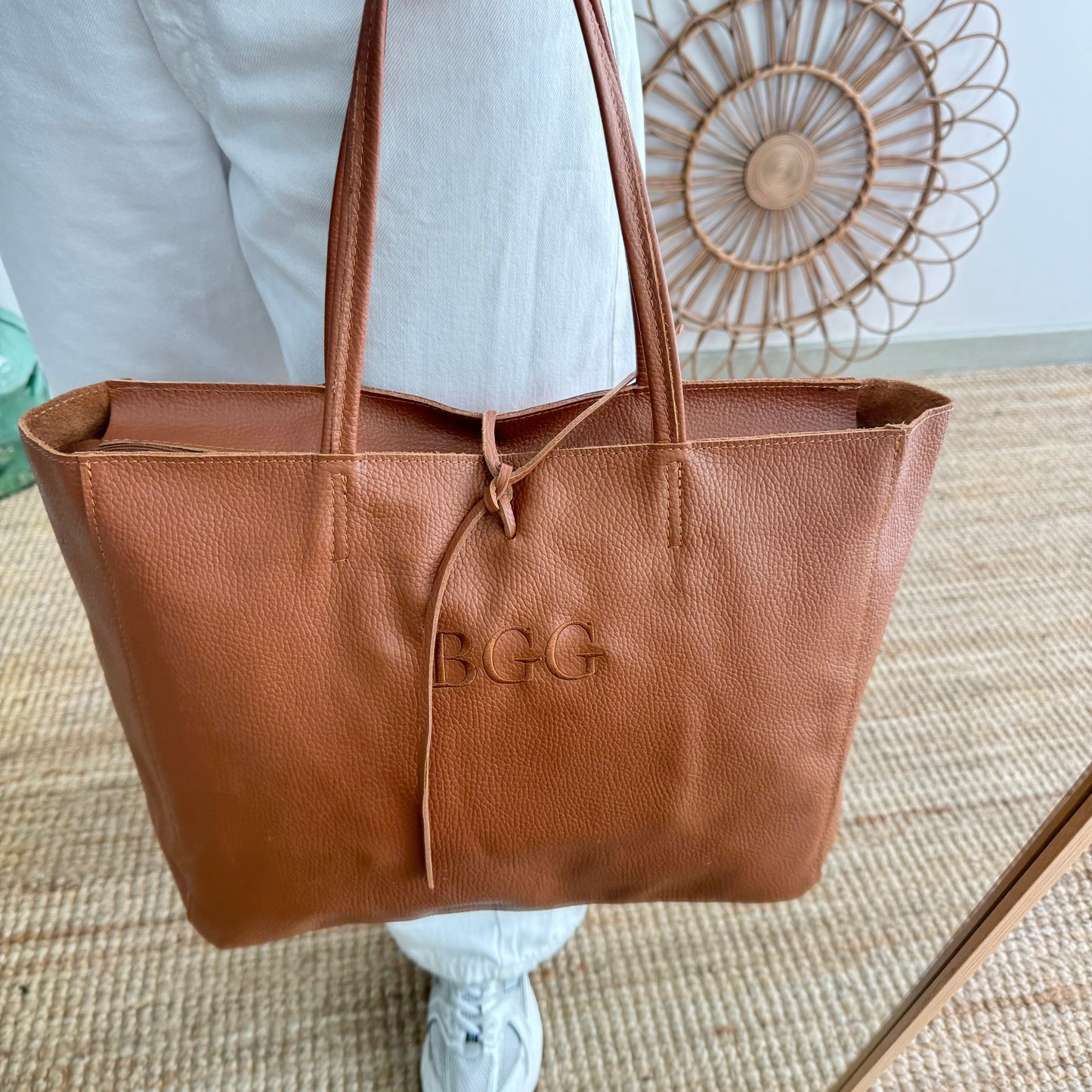 Shopper grande piel camel cremallera personalizado iniciales bordadas