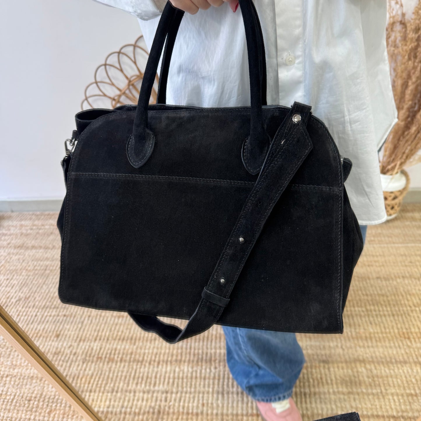 Bolso shopper hebillas serraje negro