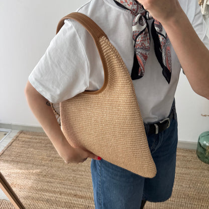 Bolso hobo combinado piel y rafia camel