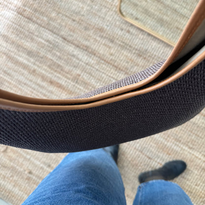 Bolso hobo combinado piel y rafia marrón