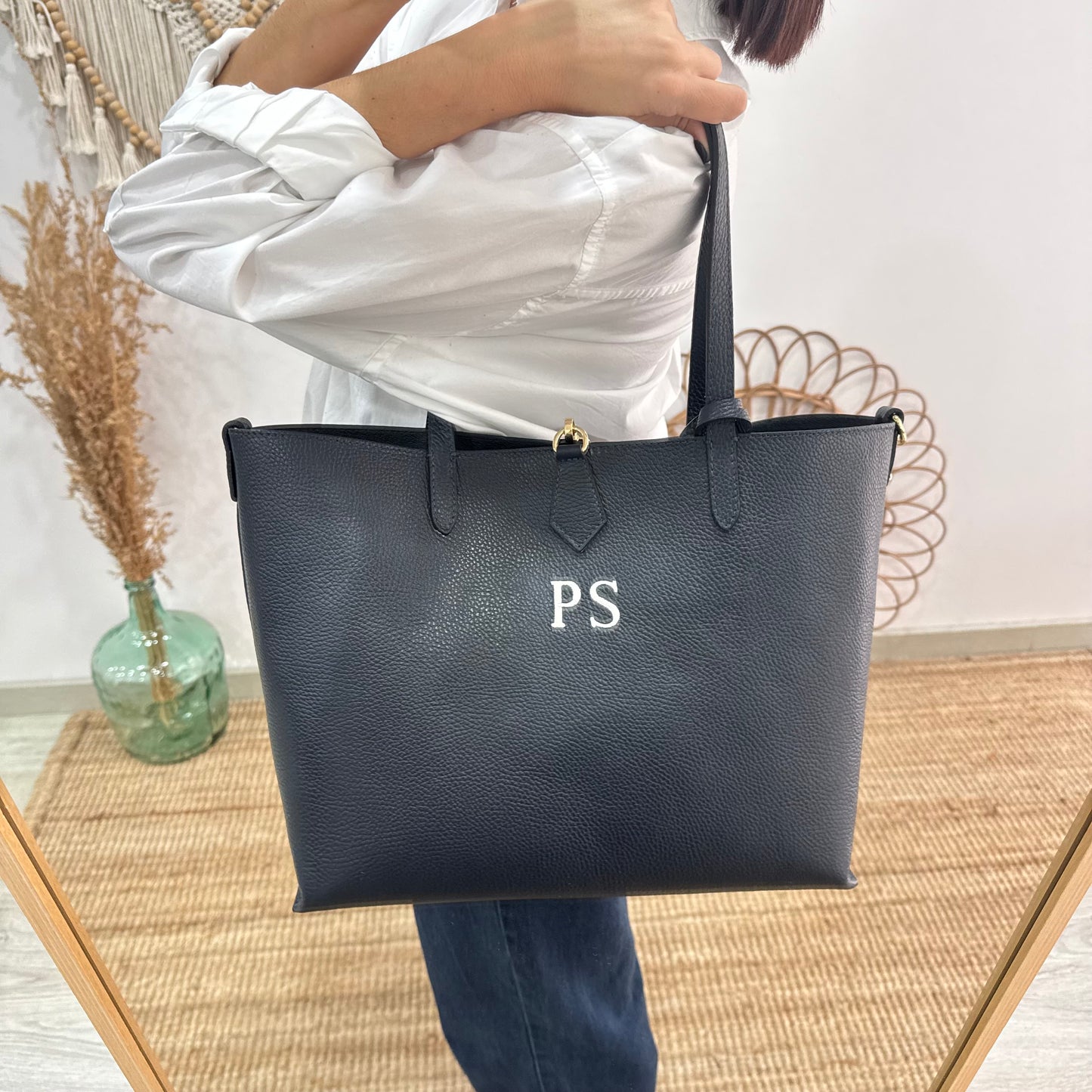 Bolso shopper piel marino cierre iniciales bordadas