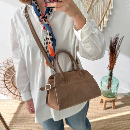 Bolso shopper hebillas pequeño serraje taupe