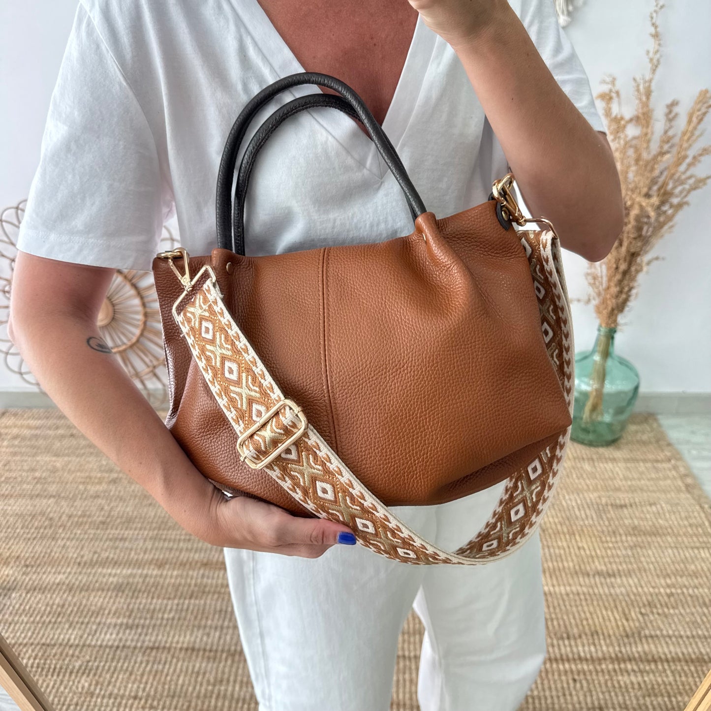 Bolso piel camel asas contraste marrón