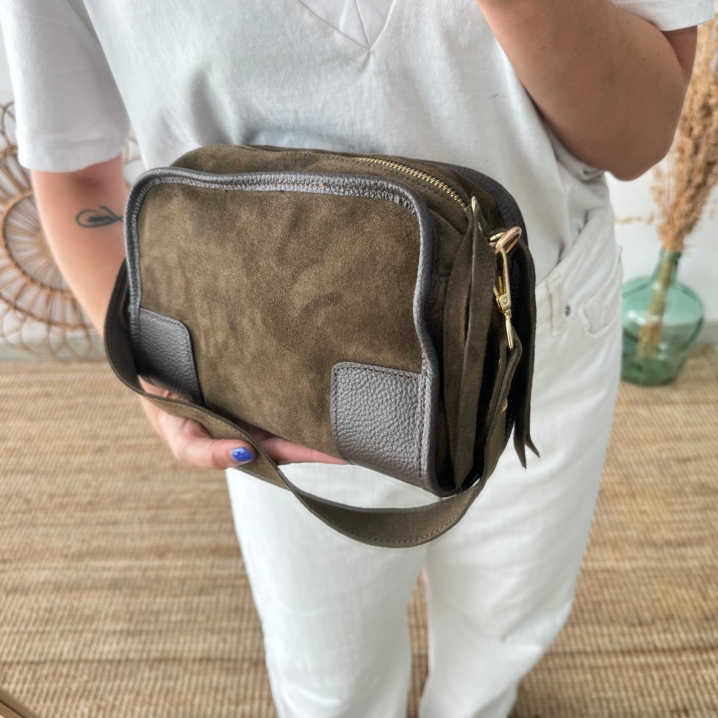 Bolso baúl serraje caqui y piel marrón