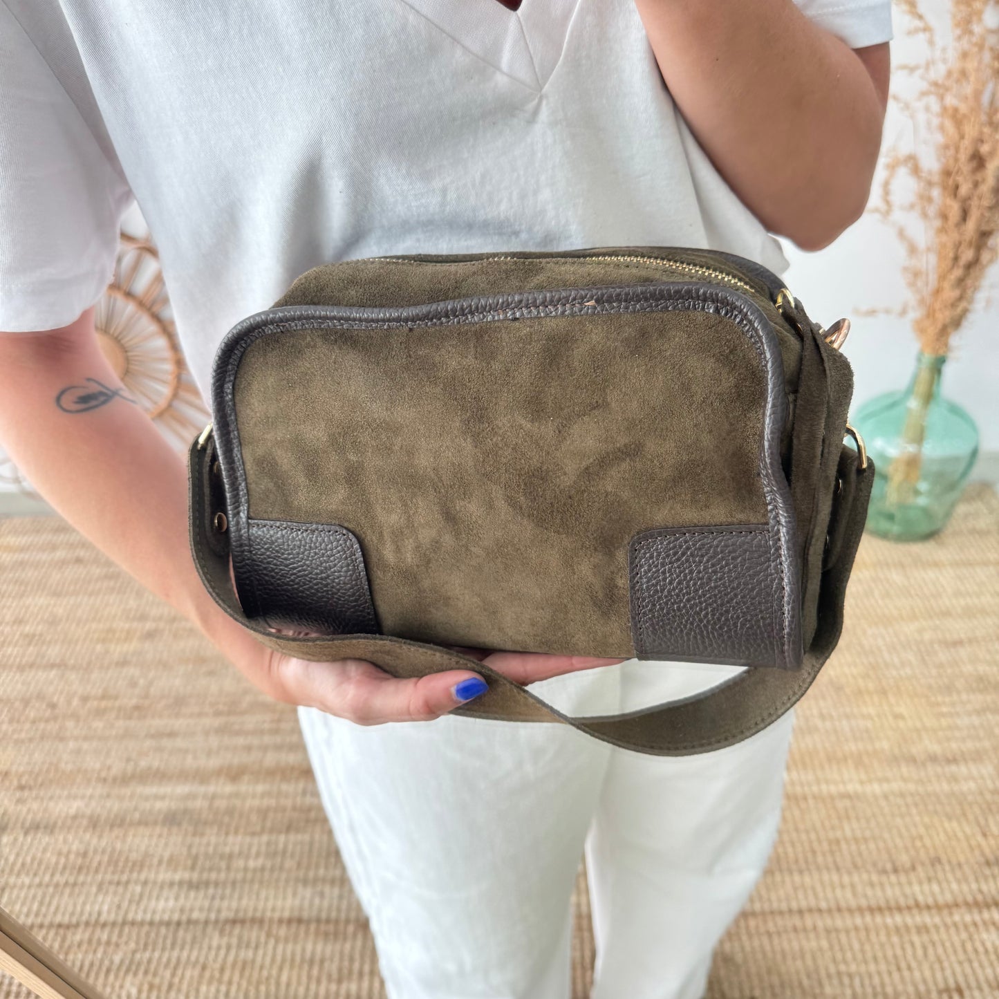 Bolso baúl serraje caqui y piel marrón