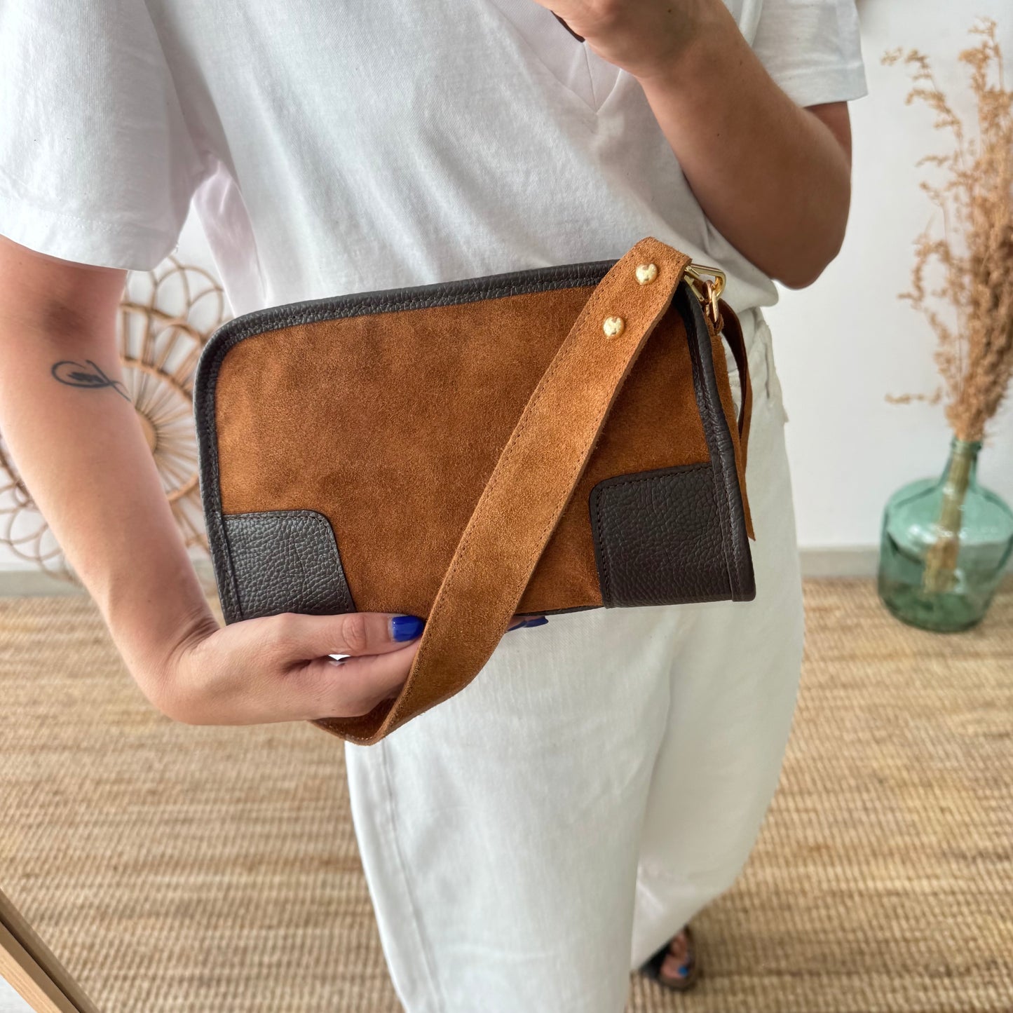 Bolso baúl serraje camel y piel marrón
