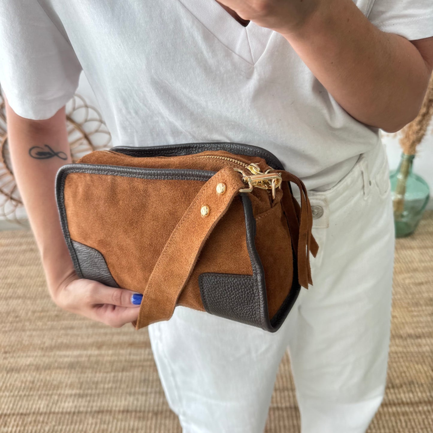 Bolso baúl serraje camel y piel marrón
