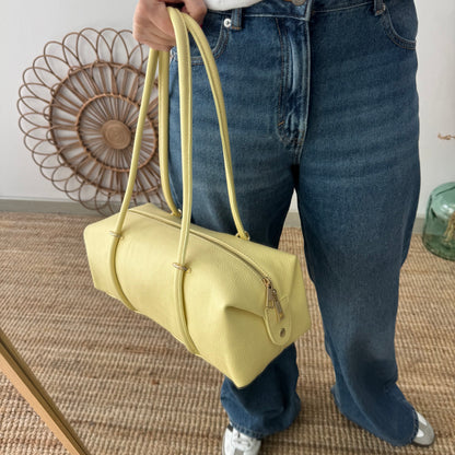 Bolso bowling de piel amarillo