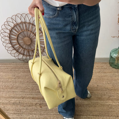 Bolso bowling de piel amarillo