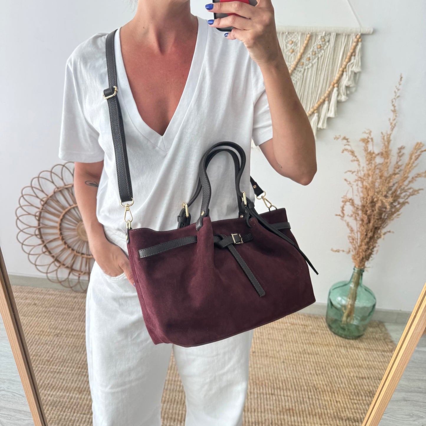 Bolso saco estructurado serraje y piel granate