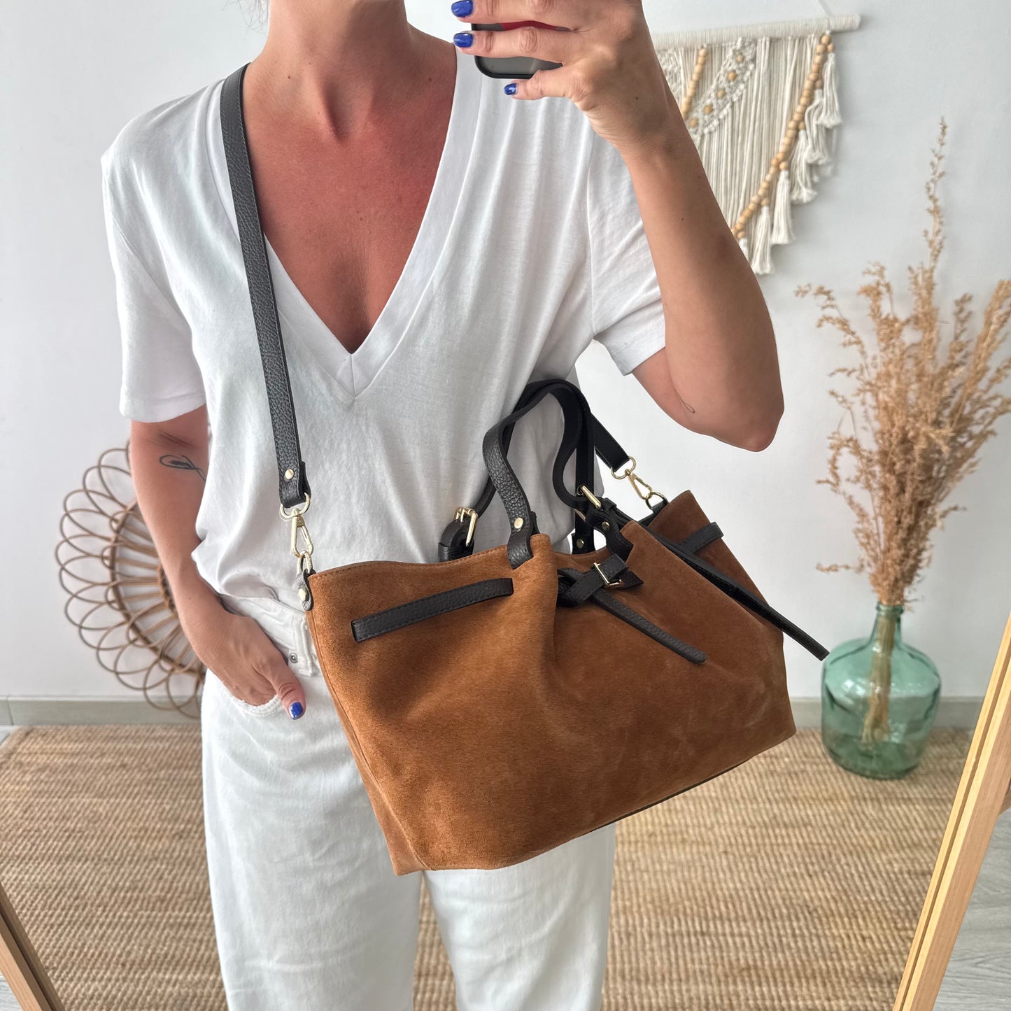 Bolso saco estructurado serraje y piel camel