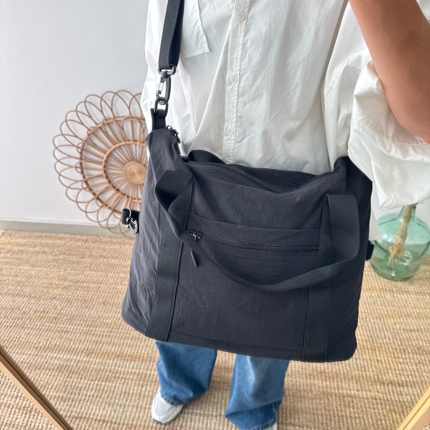 Bolso nylon multibolsillos negro