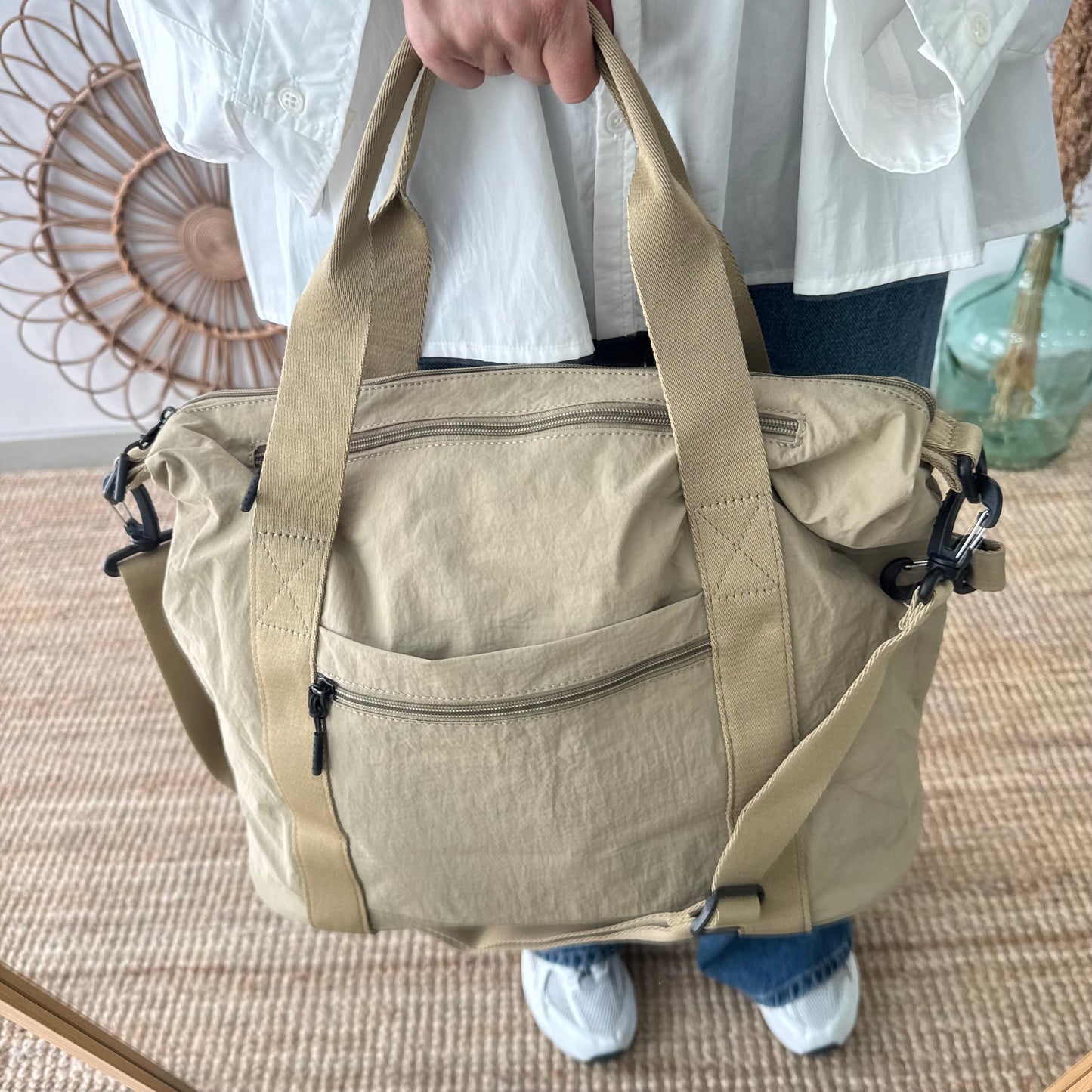 Bolso nylon multibolsillos beige