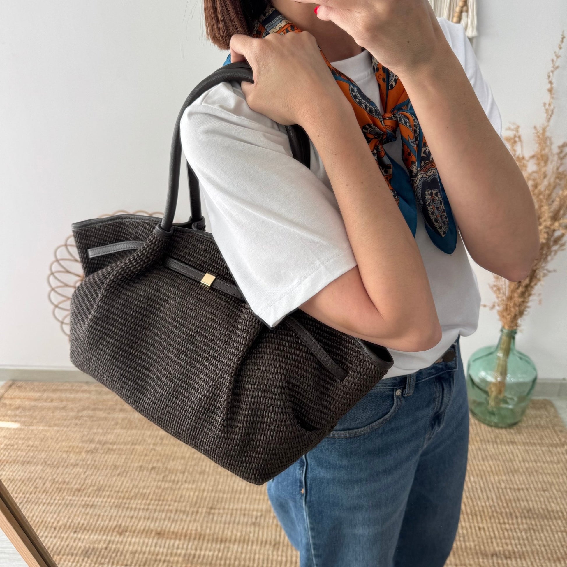 Bolso saco estructurado rafia y piel marrón - Bubbleshopbcn