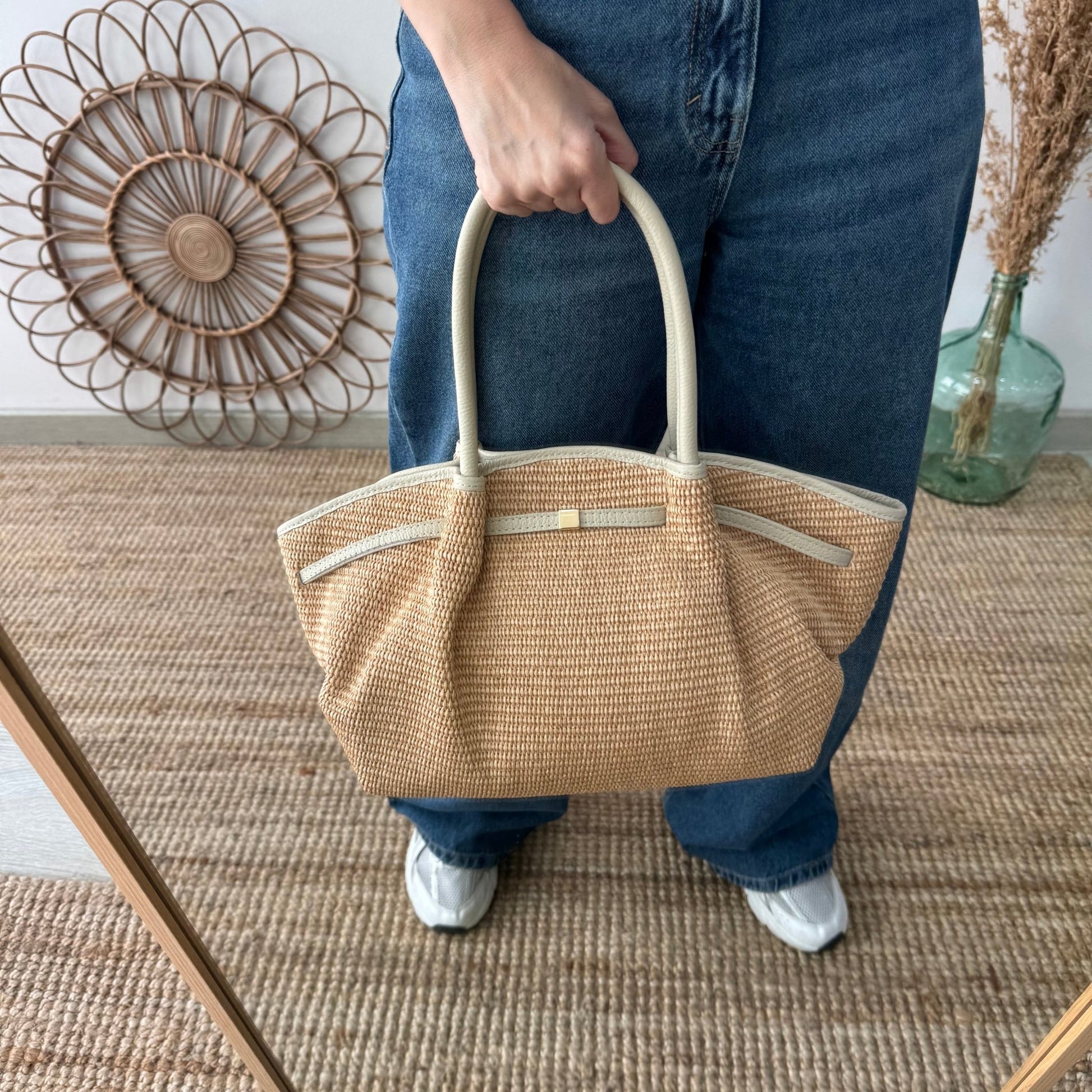 Bolso saco estructurado rafia y piel beige - Bubbleshopbcn
