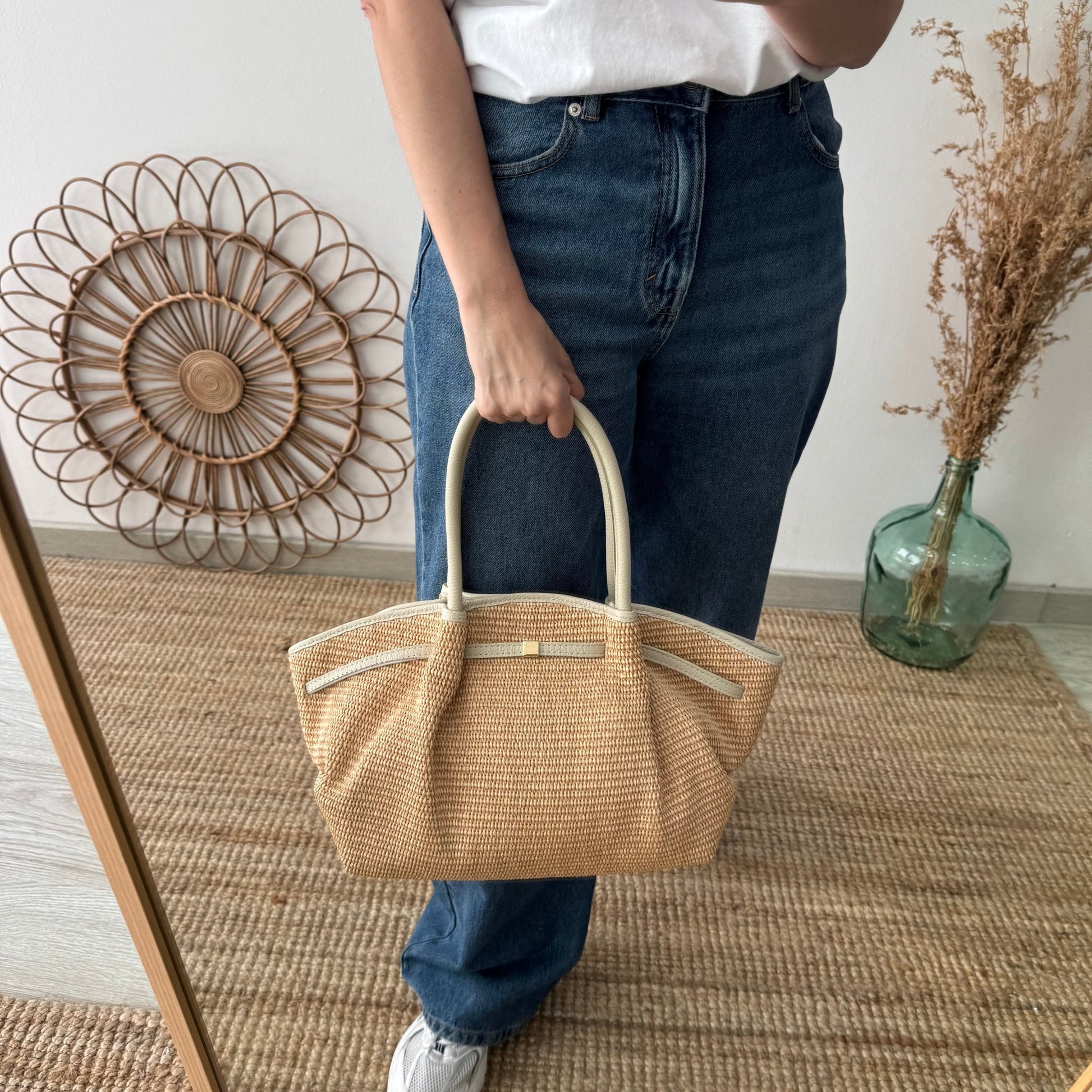 Bolso saco estructurado rafia y piel beige - Bubbleshopbcn