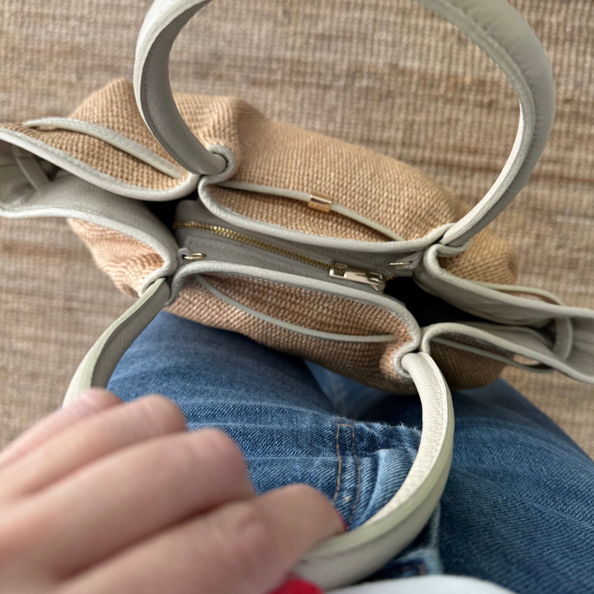 Bolso saco estructurado rafia y piel beige - Bubbleshopbcn