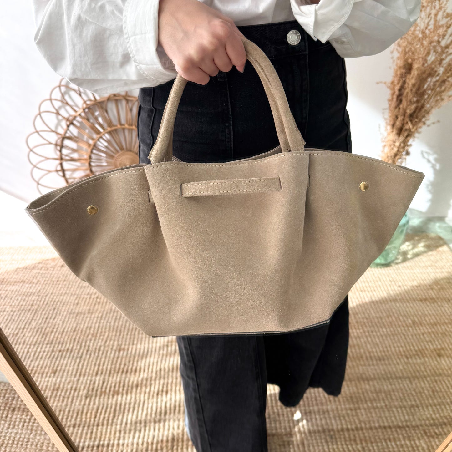 Bolso tote cierre serraje beige