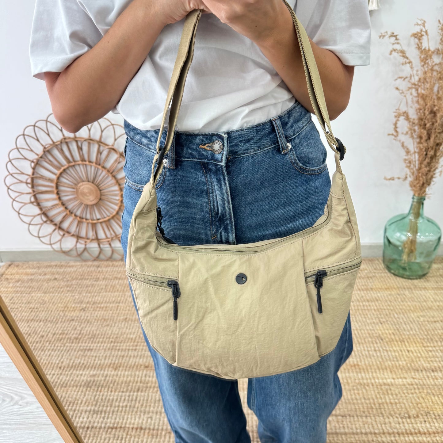 Bandolera nylon beige
