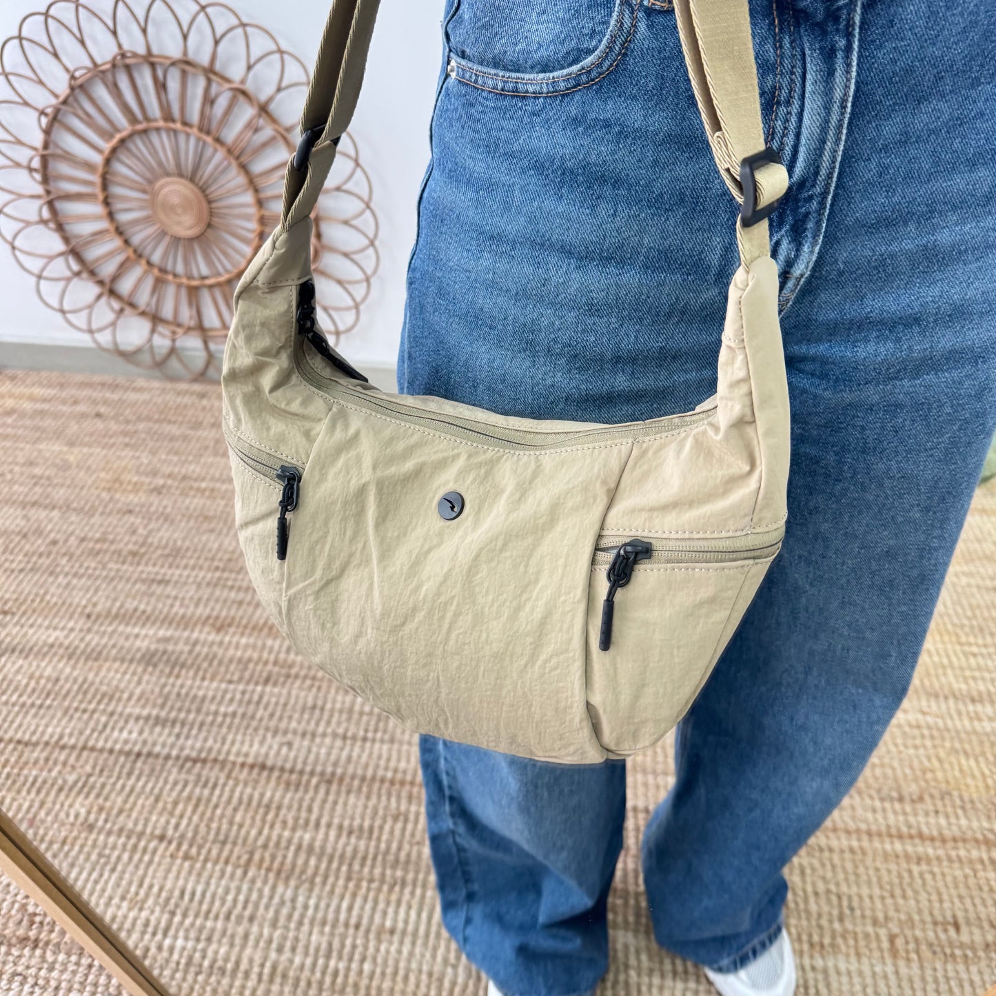 Bandolera nylon beige