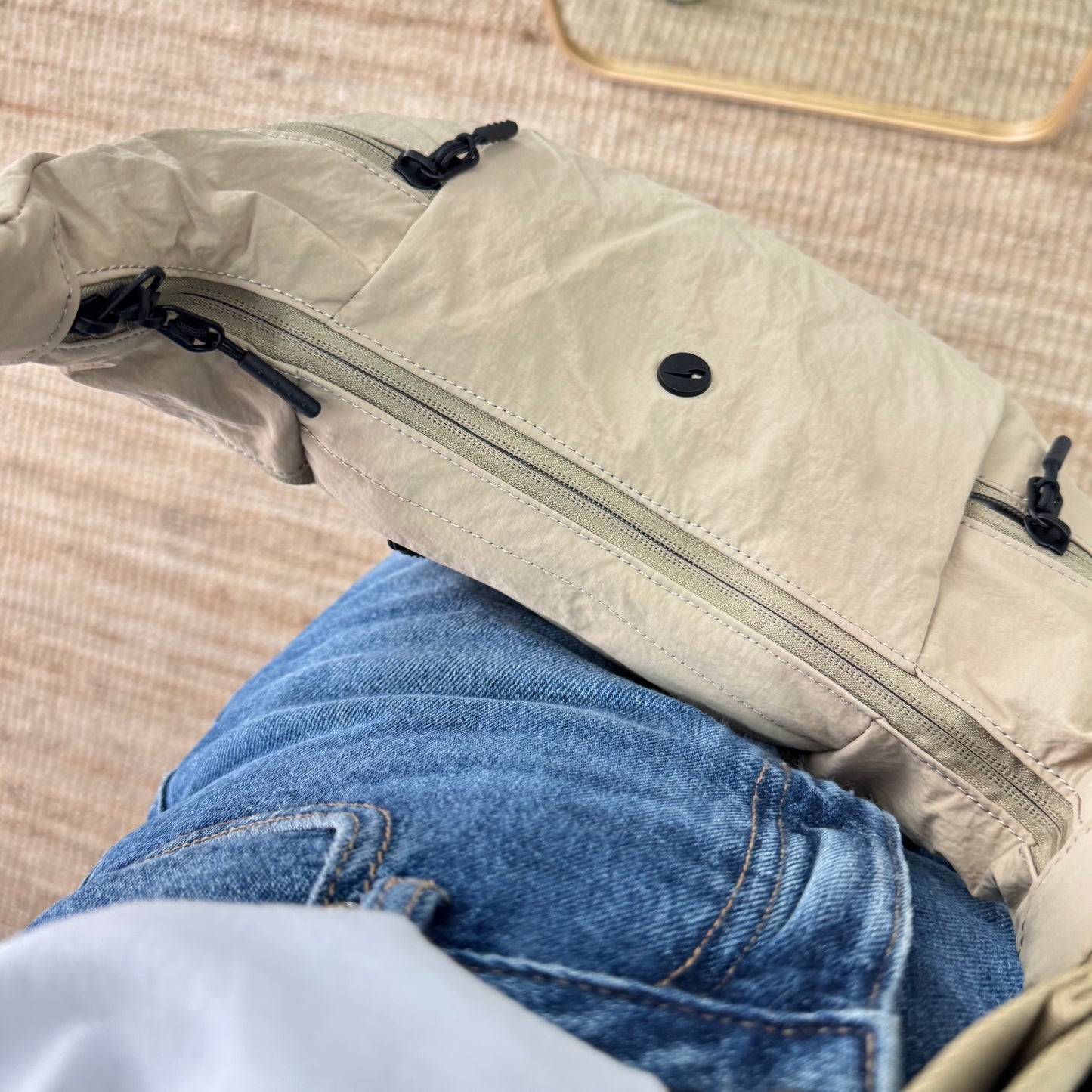 Bandolera nylon beige