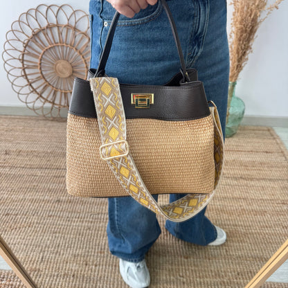 Bolso tote rafia y piel marrón iniciales bordadas