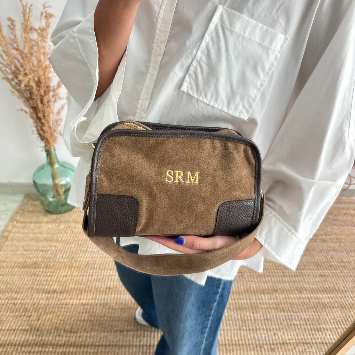 Bolso baúl serraje taupe y piel marrón