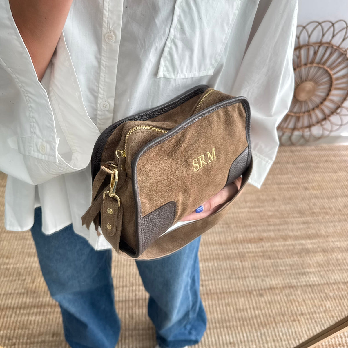 Bolso baúl serraje taupe y piel marrón