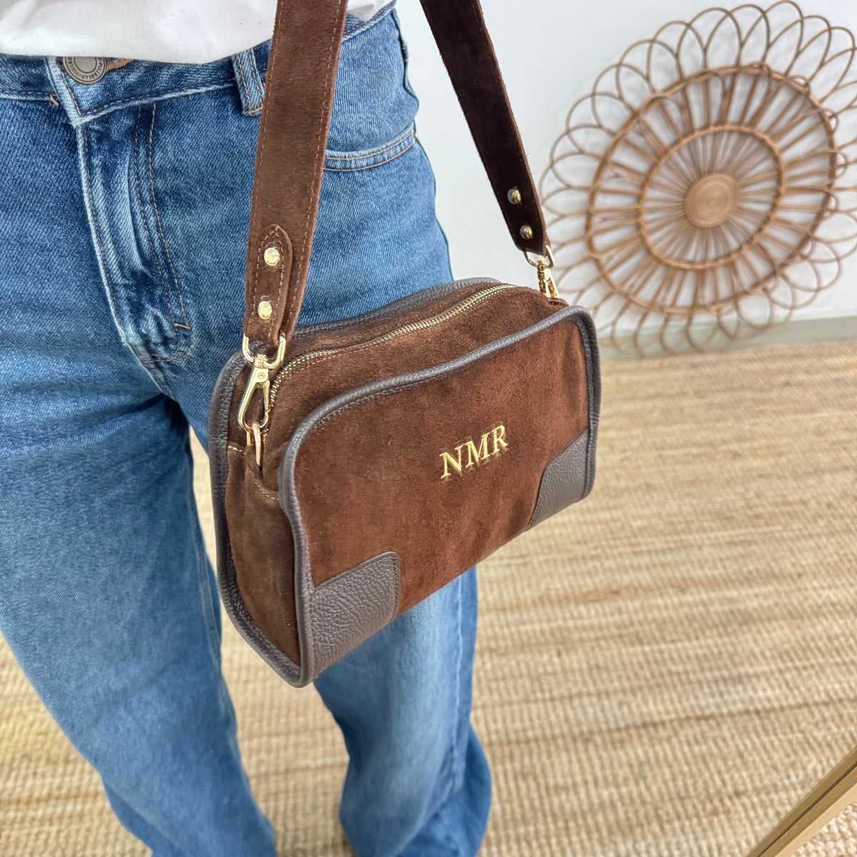 Bolso baúl serraje marrón claro y piel marrón