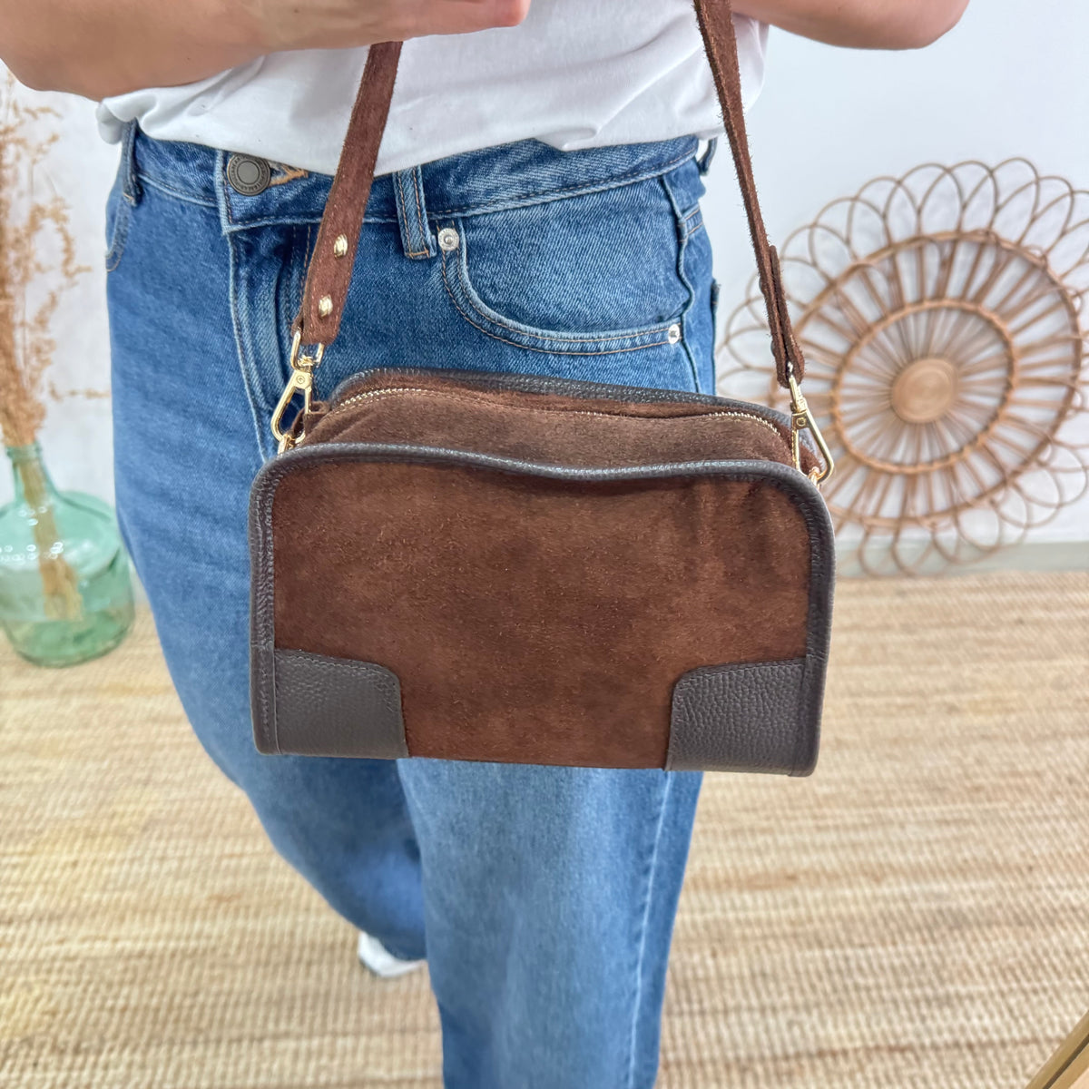 Bolso baúl serraje marrón claro y piel marrón