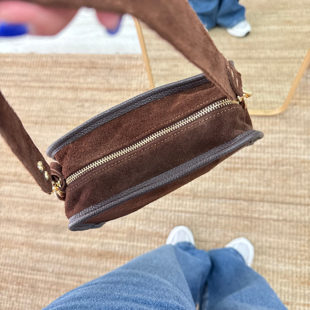 Bolso baúl serraje marrón claro y piel marrón